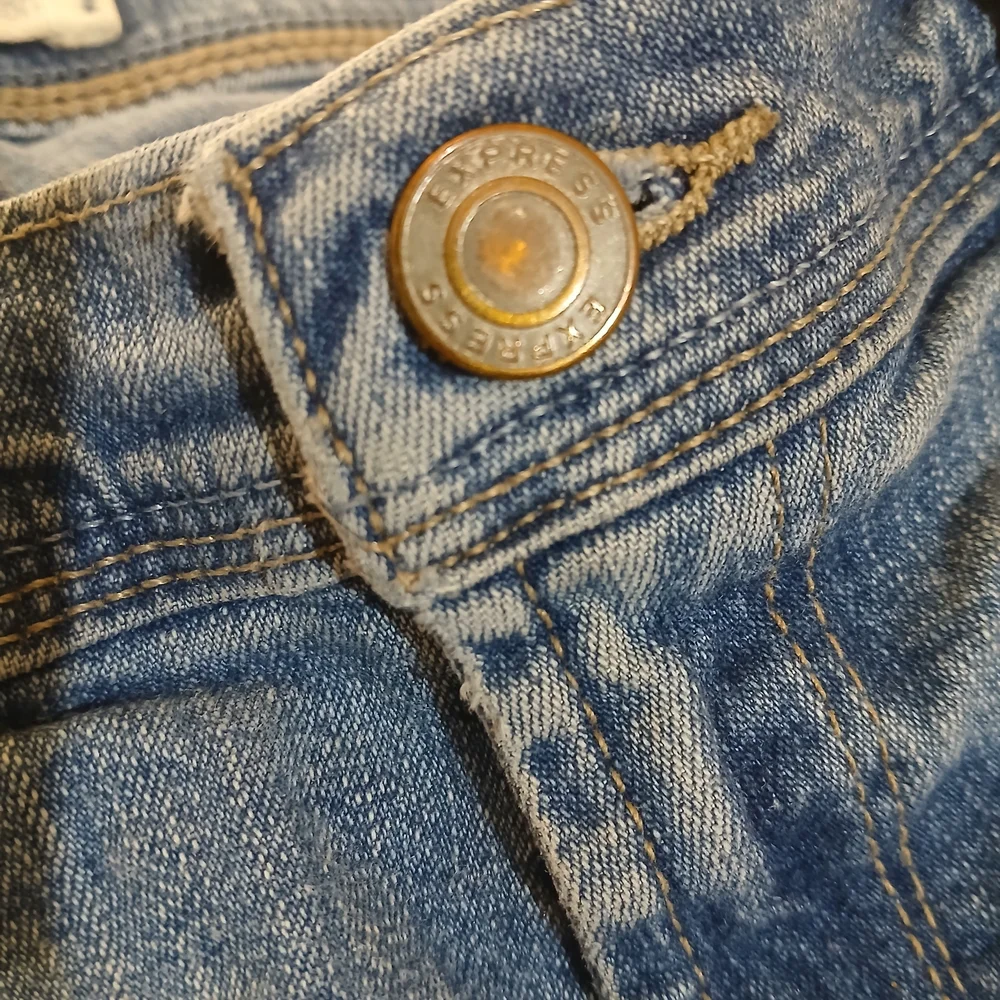 Express Precision FIT™ Sarula Jeans size 8R - Picture 3 of 7